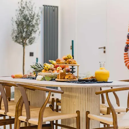 Spacious Loft With - 4br-8p - Montmartre Apartment