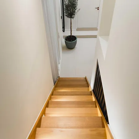 Apartment Spacious Loft With - 4br-8p - Montmartre Paris