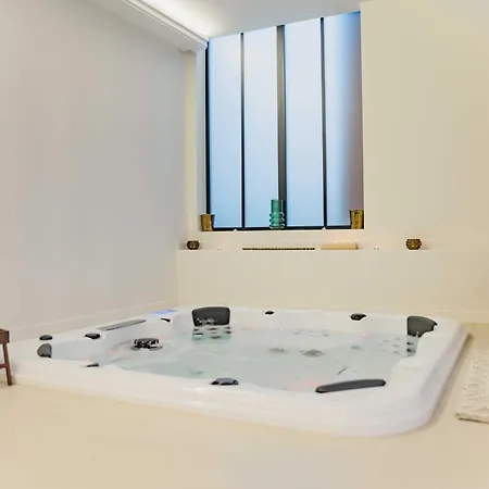 Spacious Loft With - 4br-8p - Montmartre